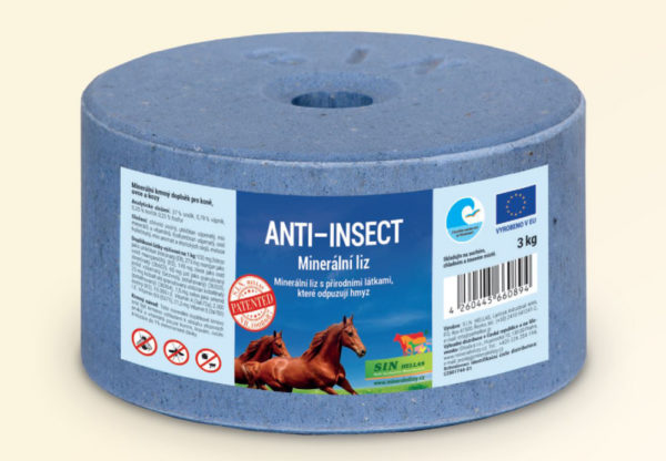 Anti Insect, minerálny liz s prírodnými látkami, ktoré odpudzujú hmyz | ProHorse.sk