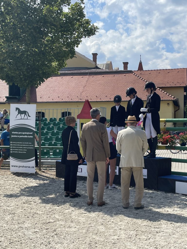 TEAM CUP 2022 ZA NAMI | ProHorse.sk TEAM CUP 2022 ZA NAMI | ProHorse.sk